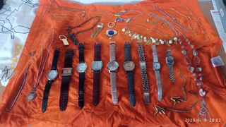 Relojes y bisutería