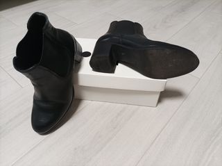 Botines negros mujer tacón bajo  Marca Oxyd