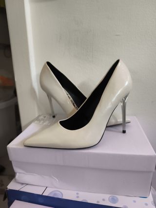Tacones aguja blancos roto -talla 38
