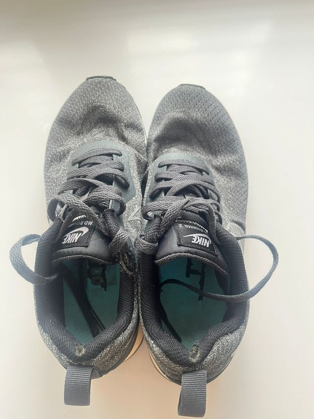 Zapatillas Nike grises mujer