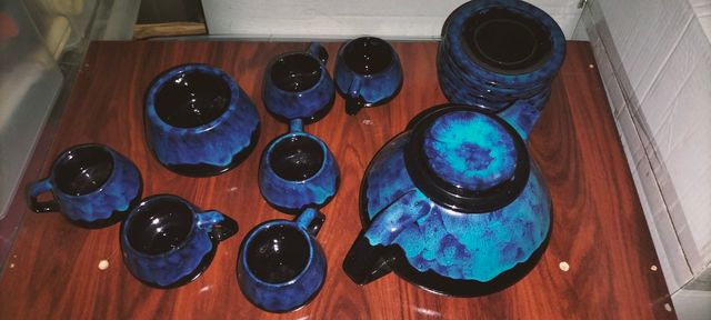 Juego té azul marino cerámico