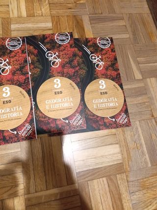 Libro geografía 3 eso Anaya operación mundo. 