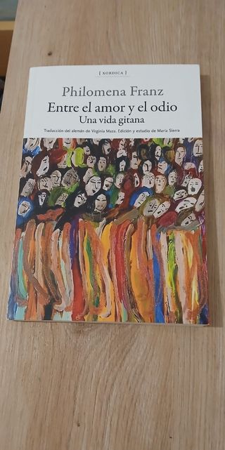 Libro entre el amor y el odio