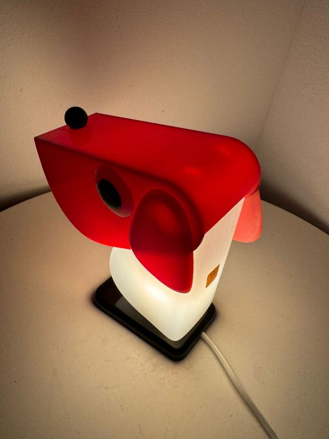 Lampada cane vintage rossa