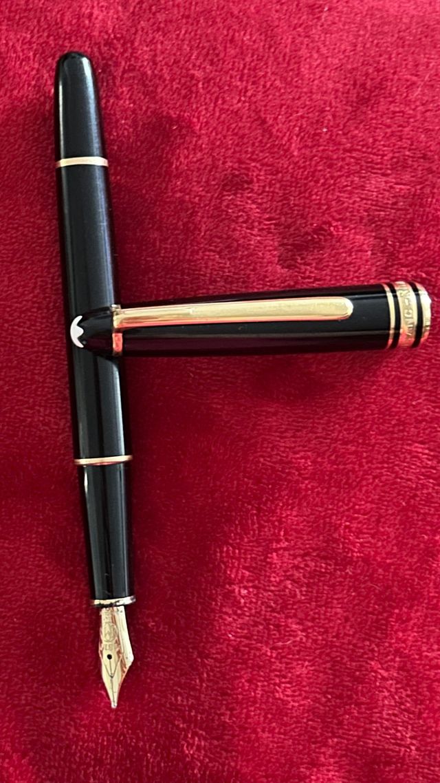 Pluma Montblanc Meisterstück 4810