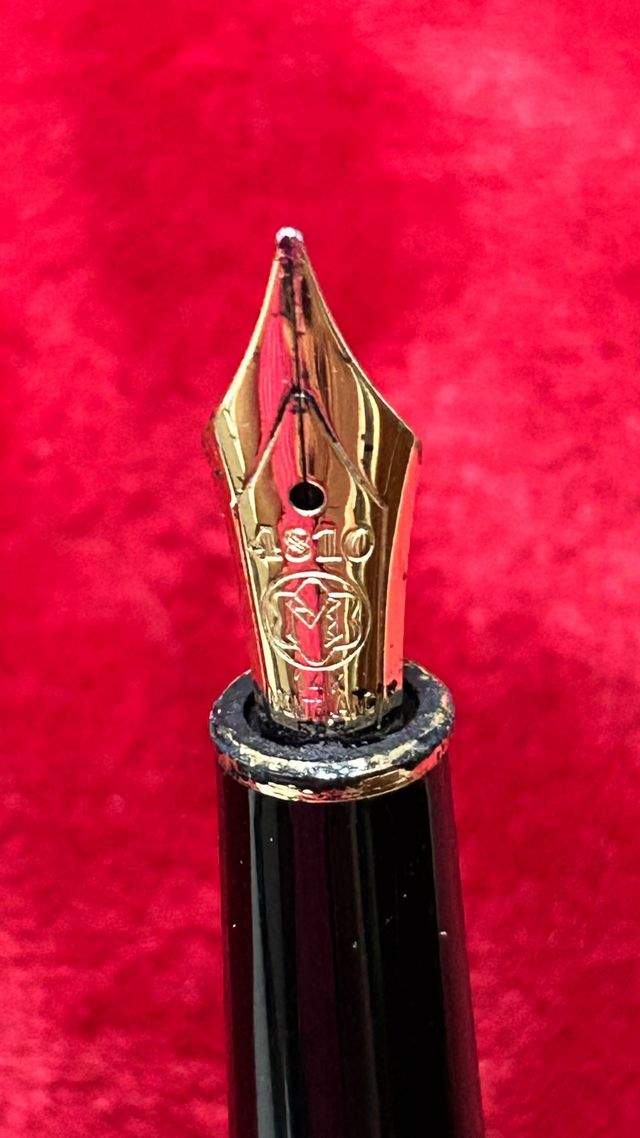 Pluma Montblanc Meisterstück 4810