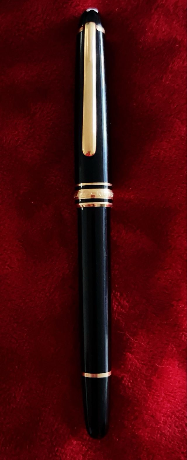 Pluma Montblanc Meisterstück 4810