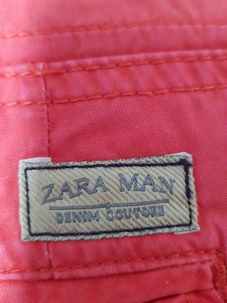 Shorts rojos hombre