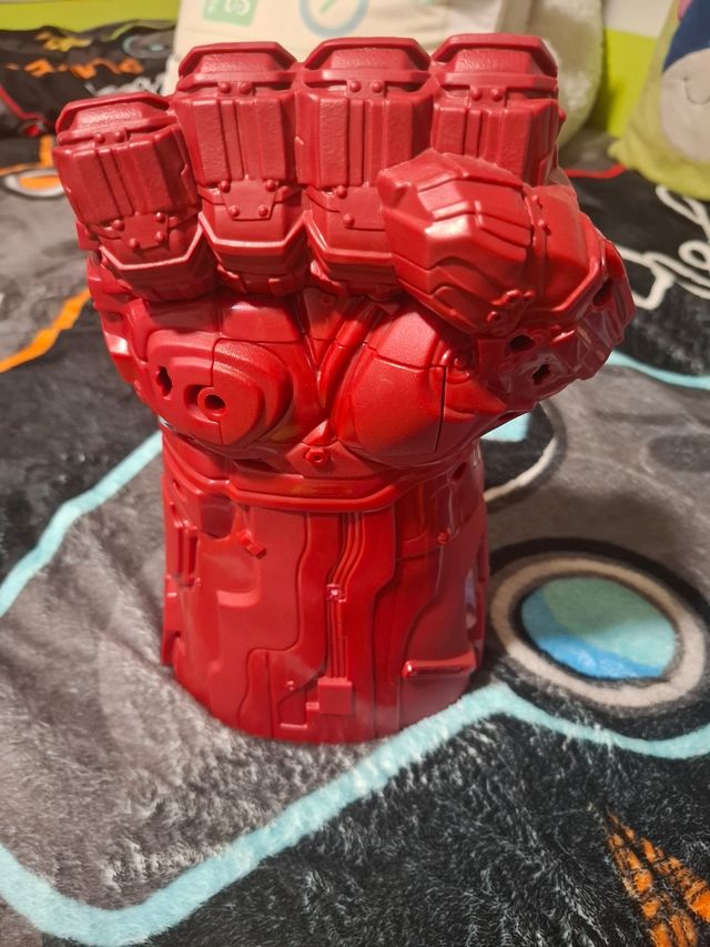 Guante Thanos Rojo Juguete