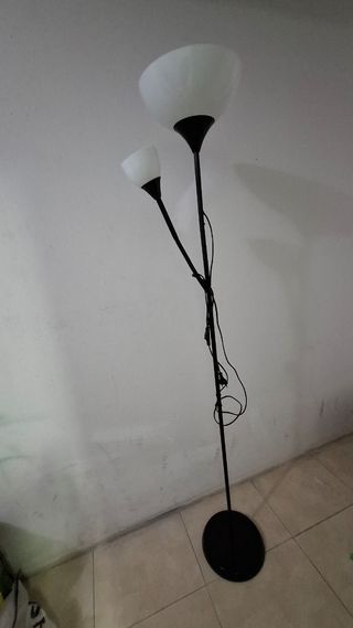 Lámpara pie IKEA - 2 luces