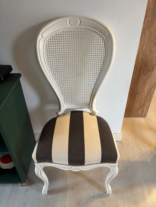 3 sillas comedor. Ratan y mimbre.