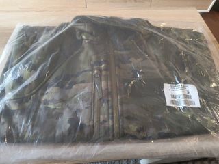 Ropa y accesorios militares 
