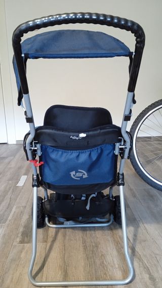 Mochila portabebés con ruedas 