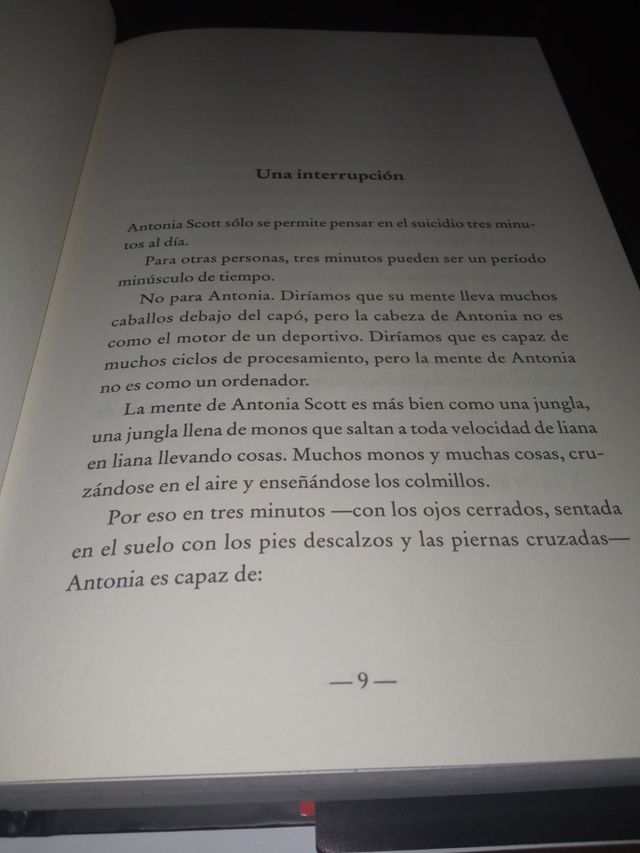 Reina Roja / Red Queen (LA TRILOGÍA REINA ROJA)...