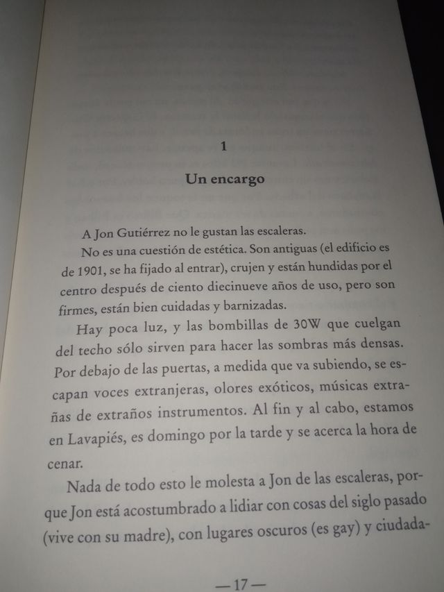 Reina Roja / Red Queen (LA TRILOGÍA REINA ROJA)...