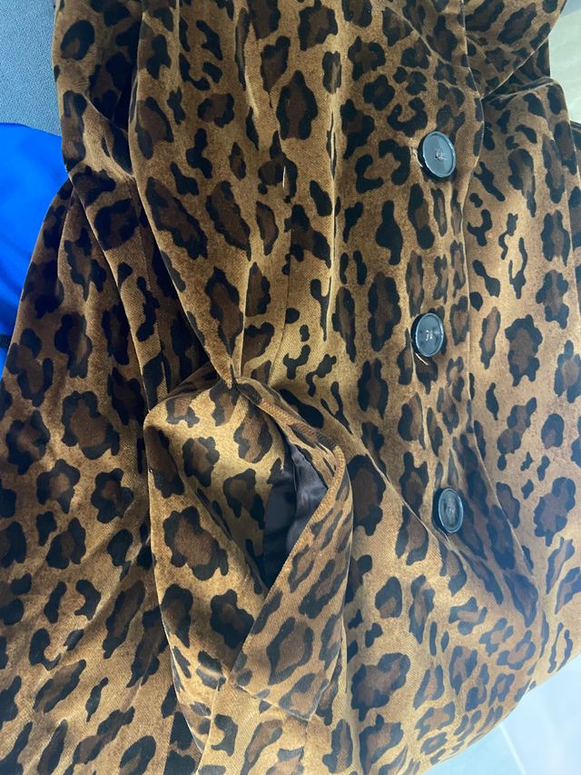 Abrigo estampado leopardo Zara Woman
