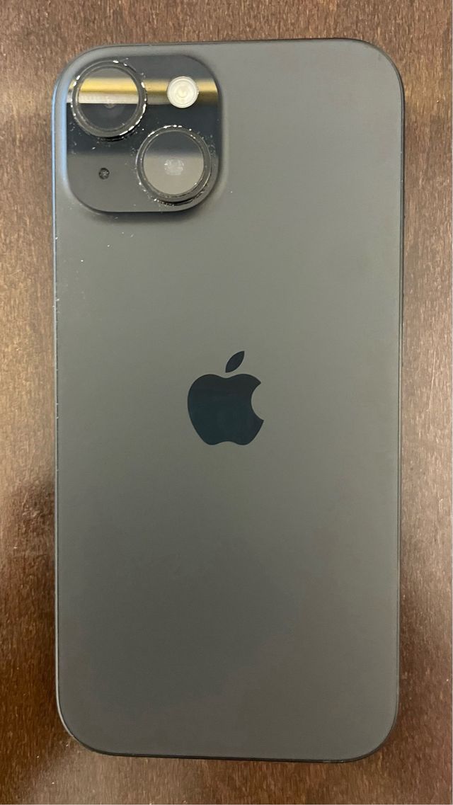 iPhone 15 negro 128GB