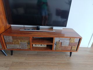 Mueble TV con vitrina vintage