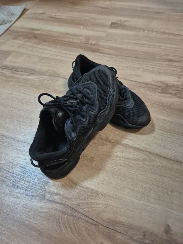 Zapatillas Adidas - Negras