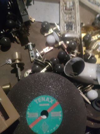 Discos de corte + herramientas