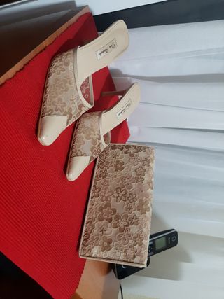 Zapatos y Bolso Beige Fiesta