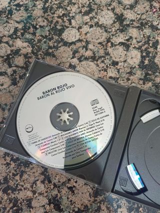 CD MÚSICA ROCK BARÓN ROJO - Al ROJO VIVO...15 EURO