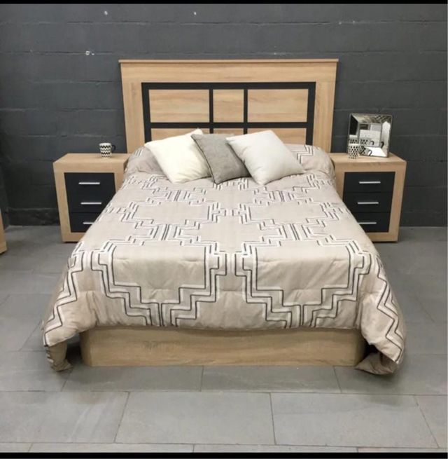 Dormitorio: Cabecero, mesitas, colchón,canapé