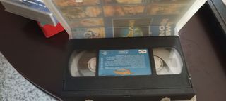 VHS infantiles: El Prado de Kingsley + Rey León 2