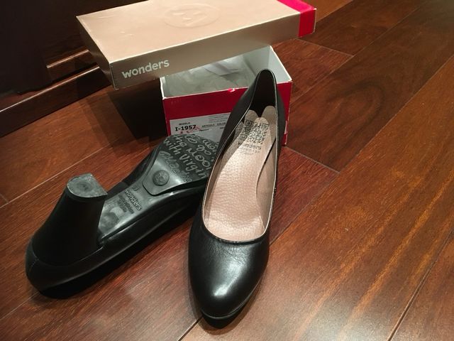 Zapatos Wonders negros tacón 7cm
