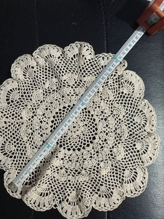 4 grandi centrini all'uncinetto vintage