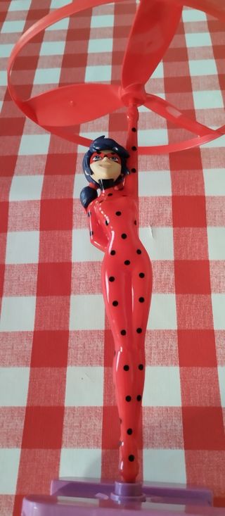 Juguete Ladybug volador