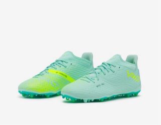 Botas fútbol Joma - Verde Agua  2 veces usadas