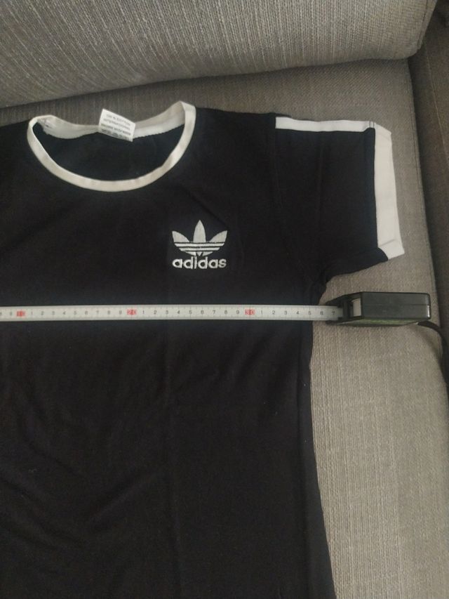 ADIDAS camiseta y pantalón FOREVER21 corto