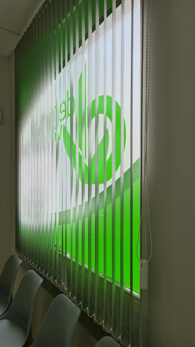 Cortina lamas verticales gris - térmica
x3unidades