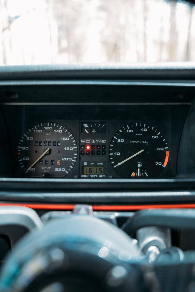 Volkswagen Golf GTI MK2 1990