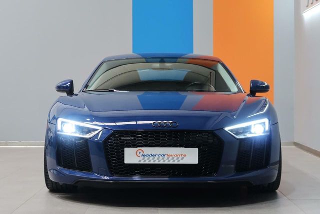 AUDI R8 5.2 V10 FSI QUATTRO STRONIC