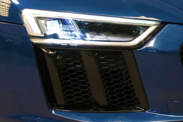 AUDI R8 5.2 V10 FSI QUATTRO STRONIC