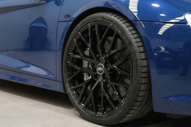 AUDI R8 5.2 V10 FSI QUATTRO STRONIC