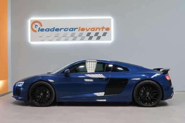 AUDI R8 5.2 V10 FSI QUATTRO STRONIC