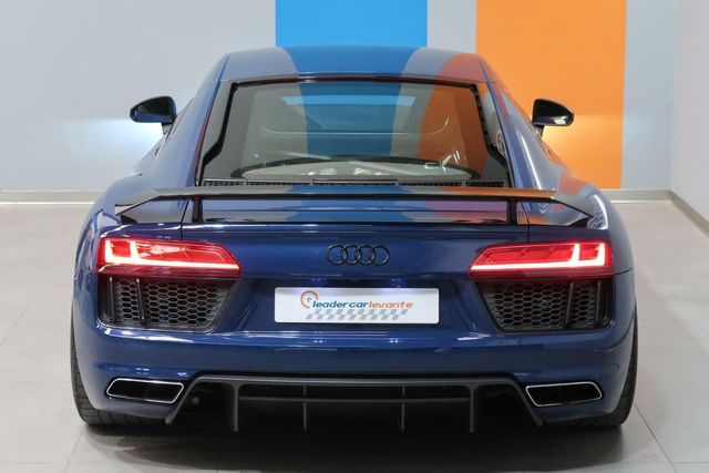 AUDI R8 5.2 V10 FSI QUATTRO STRONIC