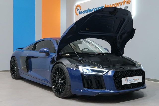 AUDI R8 5.2 V10 FSI QUATTRO STRONIC