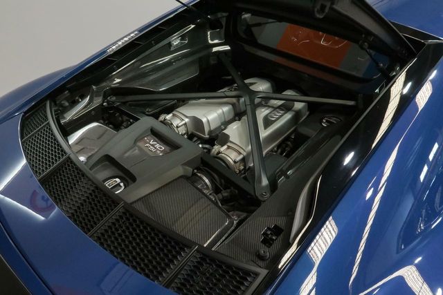 AUDI R8 5.2 V10 FSI QUATTRO STRONIC