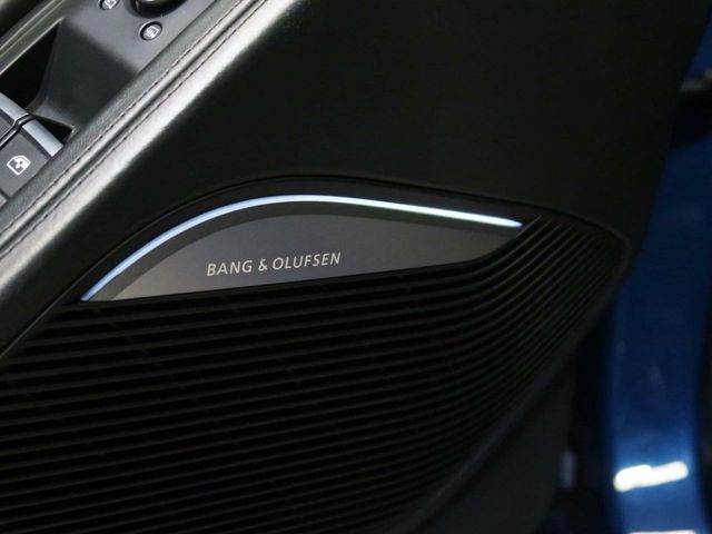 AUDI R8 5.2 V10 FSI QUATTRO STRONIC