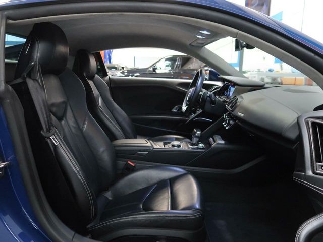 AUDI R8 5.2 V10 FSI QUATTRO STRONIC