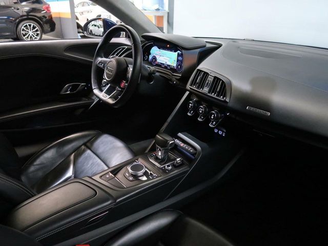 AUDI R8 5.2 V10 FSI QUATTRO STRONIC