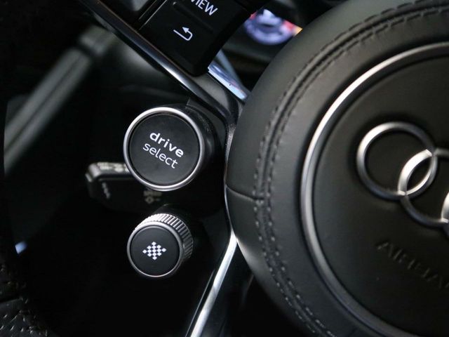 AUDI R8 5.2 V10 FSI QUATTRO STRONIC