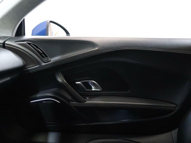 AUDI R8 5.2 V10 FSI QUATTRO STRONIC