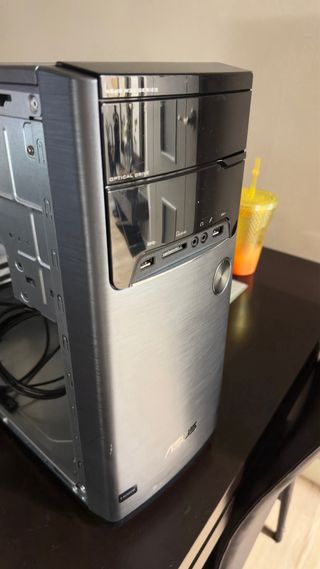 Torre ASUS ATX - PC de sobremesa