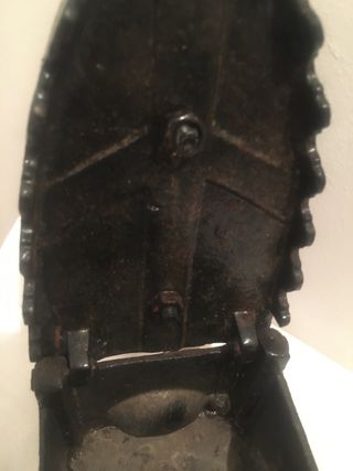 Plancha antigua de hierro