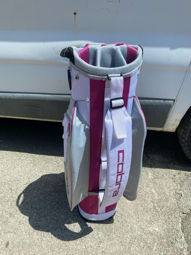 Saco golf Cobra blanco-morado en perfecto estado